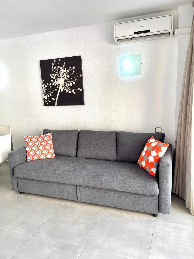 Apartbeach Novelty Climatizado Y Vistas Playa ซาลอว์ ภายนอก รูปภาพ
