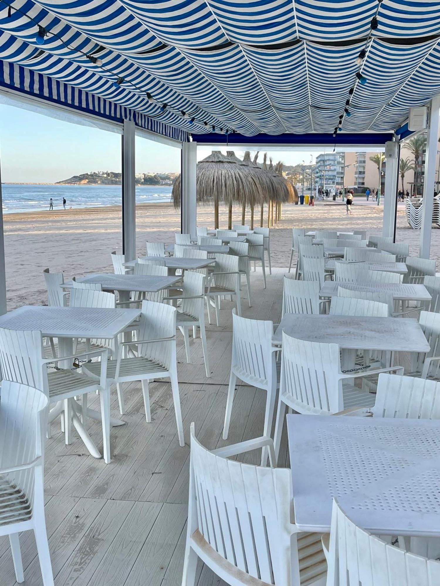 Apartbeach Novelty Climatizado Y Vistas Playa ซาลอว์ ภายนอก รูปภาพ
